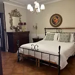 Mira Mare Oda ve Kahvaltı Napoli