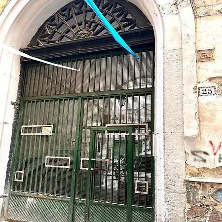 ベッド・アンド・ブレックファスト Mira Mare 4*